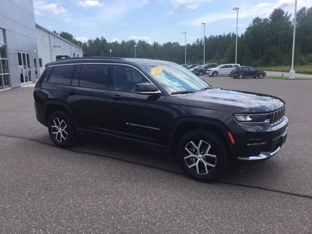 2025 Jeep Grand Cherokee L Limited 4x4's photo