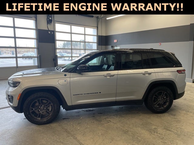 2024 Jeep Grand Cherokee 4xe Trailhawk
