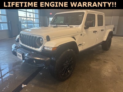 2024 Jeep Gladiator Nighthawk