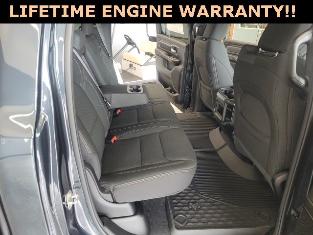 2025 RAM Ram 1500 RAM 1500 BIG HORN CREW CAB 4X4 5'7' BOX