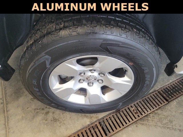 2025 RAM 1500 Big Horn Crew Cab 4x4 5'7' Box