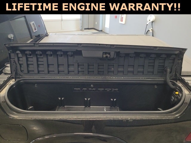 2025 RAM Ram 1500 RAM 1500 LIMITED CREW CAB 4X4 5'7' BOX