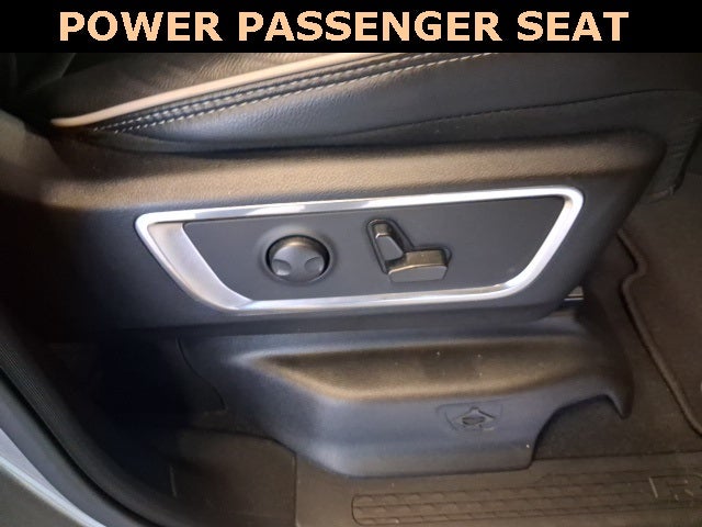 2025 RAM 1500 Laramie Crew Cab 4x4 5'7' Box