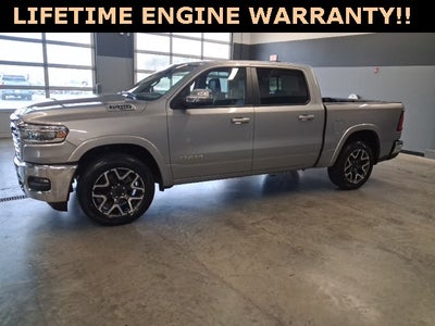 2025 RAM 1500 Laramie Crew Cab 4x4 5'7' Box