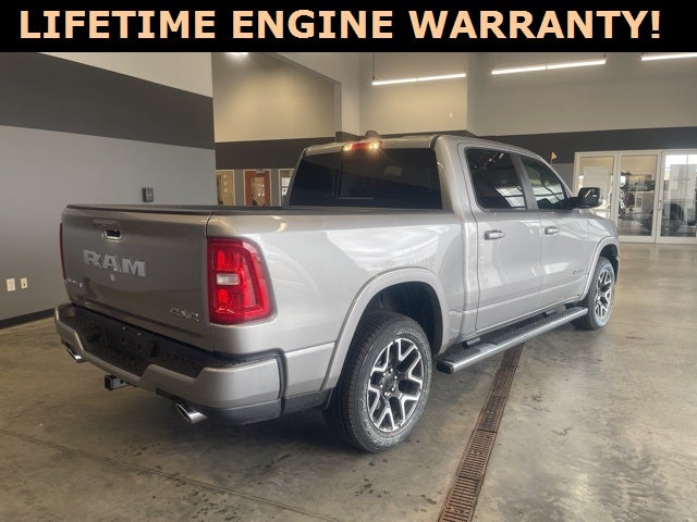 2025 RAM Ram 1500 RAM 1500 LARAMIE CREW CAB 4X4 5'7' BOX