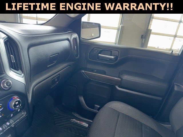 2021 Chevrolet Silverado 1500 4WD Crew Cab Short Bed RST