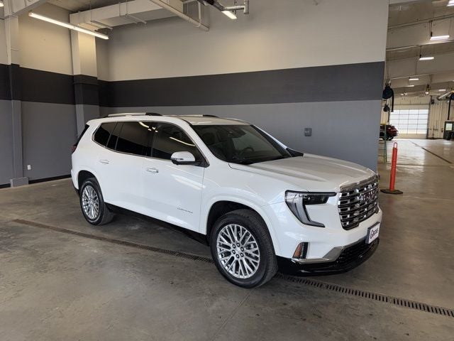 2025 GMC Acadia Denali