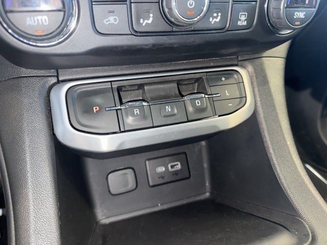 2023 GMC Acadia AWD SLE