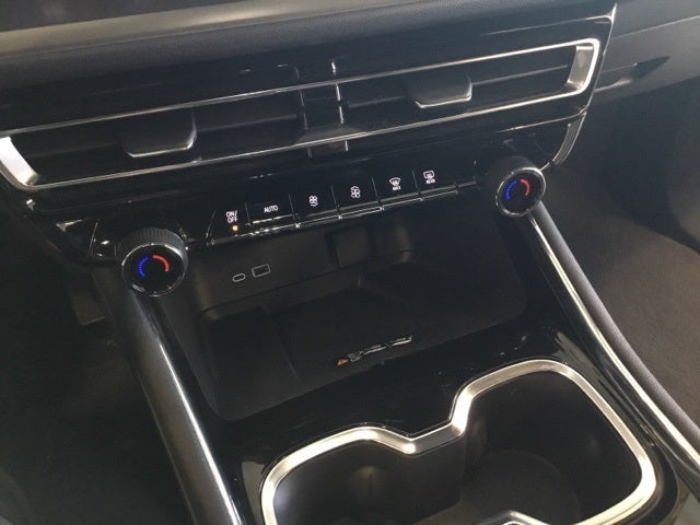 2025 Chevrolet Traverse AWD LT