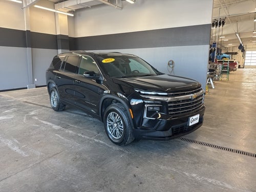 2025 Chevrolet Traverse AWD LT
