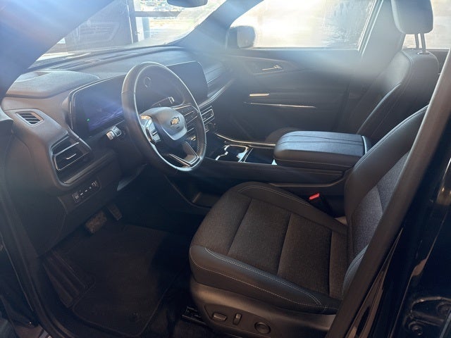 2025 Chevrolet Traverse AWD LT