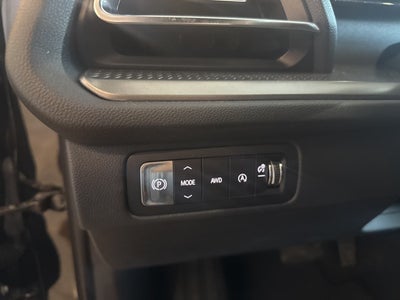 2025 Chevrolet Traverse AWD LT