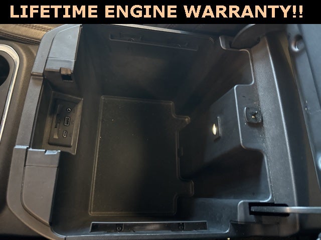 2022 GMC Sierra 1500 Limited 4WD Crew Cab Short Box AT4