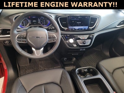 2025 Chrysler Pacifica PACIFICA SELECT