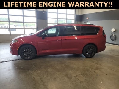 2025 Chrysler Pacifica PACIFICA SELECT