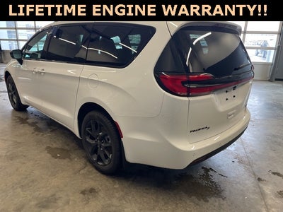 2026 Chrysler Pacifica PACIFICA SELECT AWD