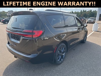 2026 Chrysler Pacifica PACIFICA LIMITED AWD