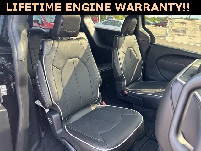 2026 Chrysler Pacifica PACIFICA LIMITED AWD