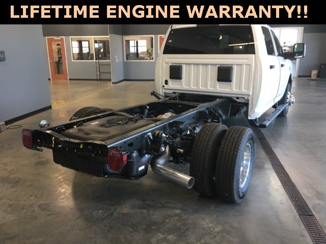 2026 RAM Ram 3500 Chassis Cab RAM 3500 TRADESMAN CREW CAB CHASSIS 4X4 60' CA