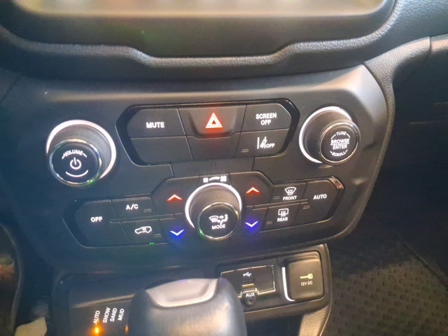 2023 Jeep Renegade Base