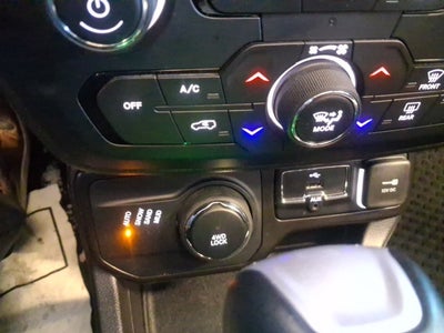 2023 Jeep Renegade Base