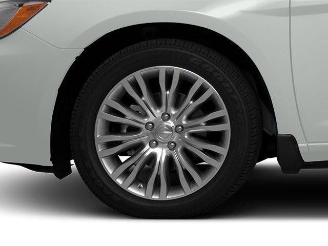 2014 Chrysler 200 Touring