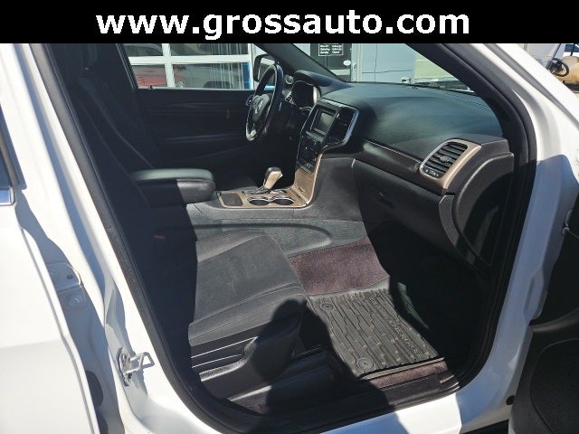 2017 Jeep Grand Cherokee Laredo 4x4