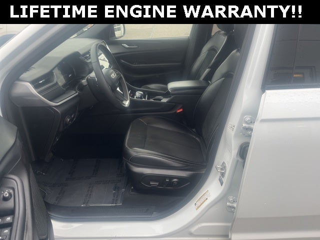 2024 Jeep Grand Cherokee L Altitude 4x4