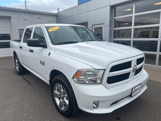 2017 RAM 1500 Express Crew Cab 4x4 5'7' Box