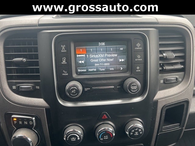 2017 RAM 1500 Express Crew Cab 4x4 5'7' Box