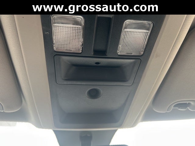 2017 RAM 1500 Express Crew Cab 4x4 5'7' Box