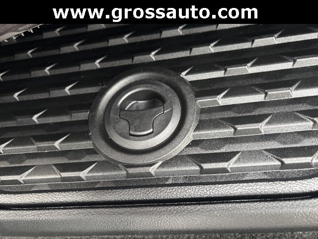 2020 RAM 1500 Big Horn Crew Cab 4x4 5'7' Box