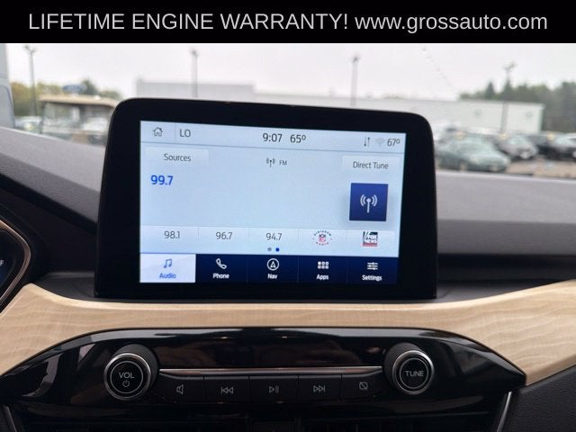 2022 Ford Escape Titanium