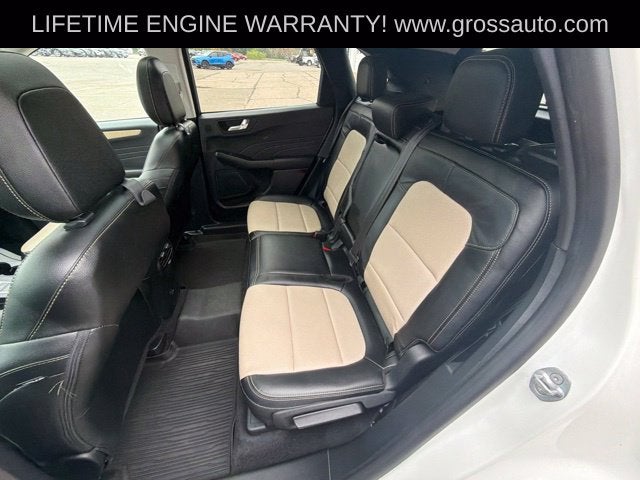 2022 Ford Escape Titanium
