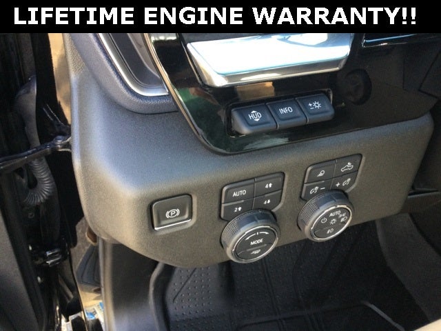 2023 Chevrolet Silverado 1500 4WD Crew Cab Short Bed High Country