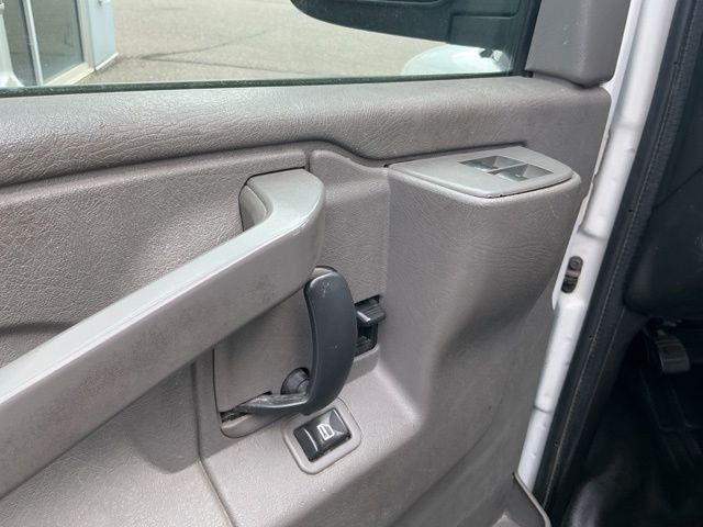 2016 Chevrolet Express 3500 Work Van Cargo