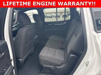 2025 GMC Acadia AWD Elevation