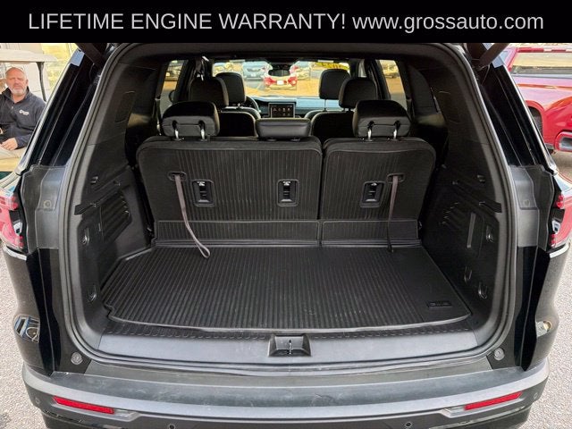 2024 GMC Acadia AT4