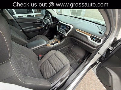 2017 GMC Acadia SLE-2