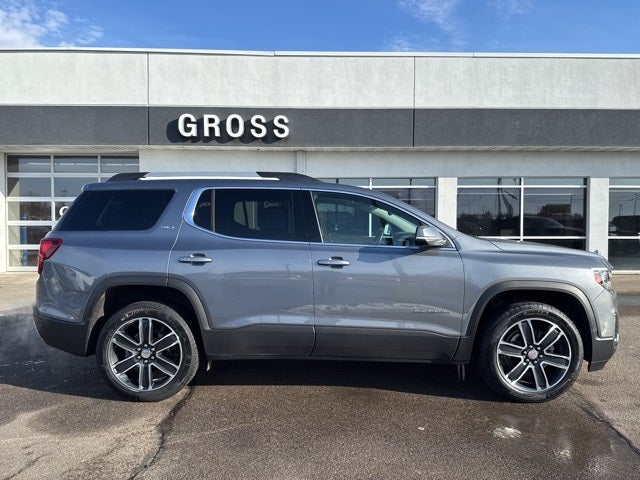 2022 GMC Acadia SLT
