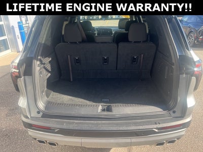 2025 Chevrolet Traverse AWD LT