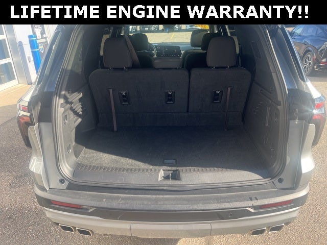 2025 Chevrolet Traverse AWD LT