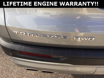 2025 Chevrolet Traverse AWD LT