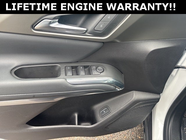 2025 Chevrolet Traverse AWD LT