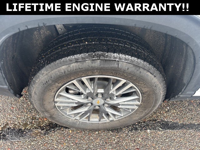 2025 Chevrolet Traverse AWD LT