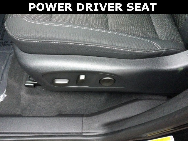 2025 Chevrolet Traverse AWD LT