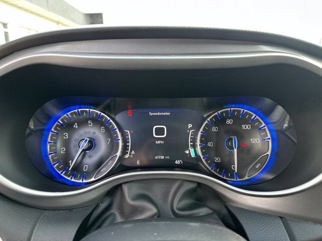 2025 Chrysler Pacifica Select