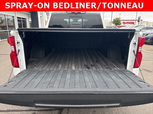 2022 Chevrolet Silverado 1500 4WD Crew Cab Short Bed High Country