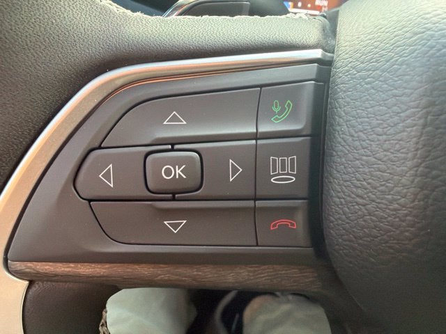 2027 Jeep Grand Cherokee L Limited Reserve