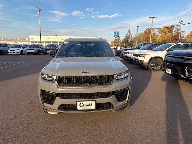 2027 Jeep Grand Cherokee L Limited Reserve